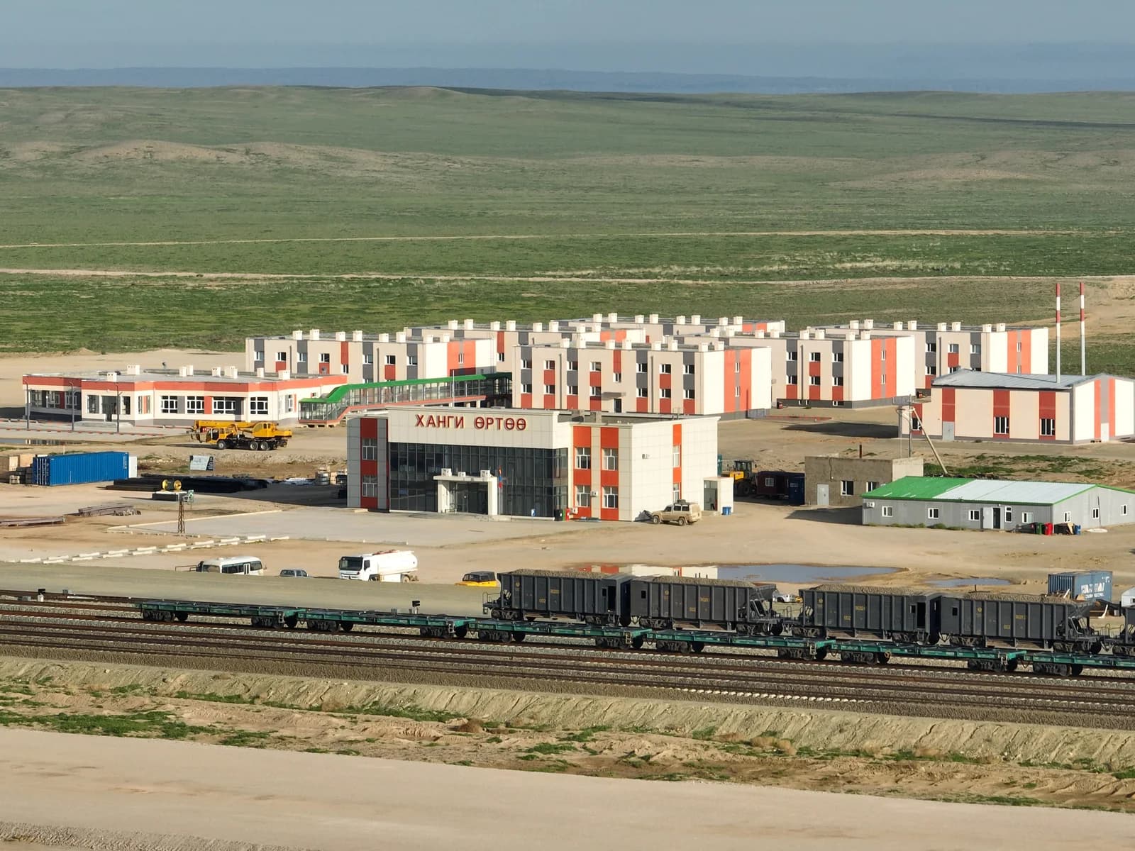 Khangi station: broad and standard gauge, project image 3